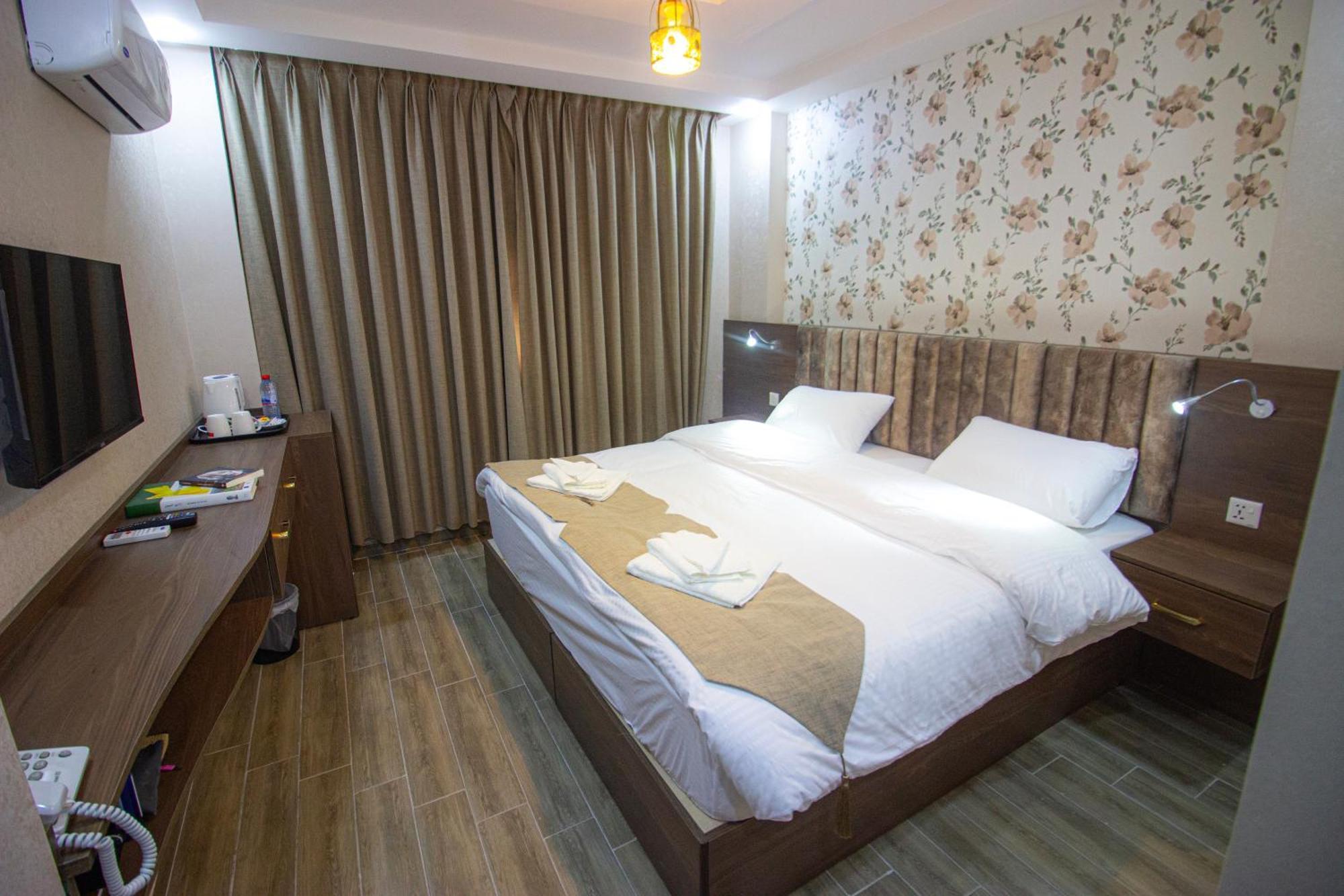 Beirut Hotel 2 New Amman Dış mekan fotoğraf